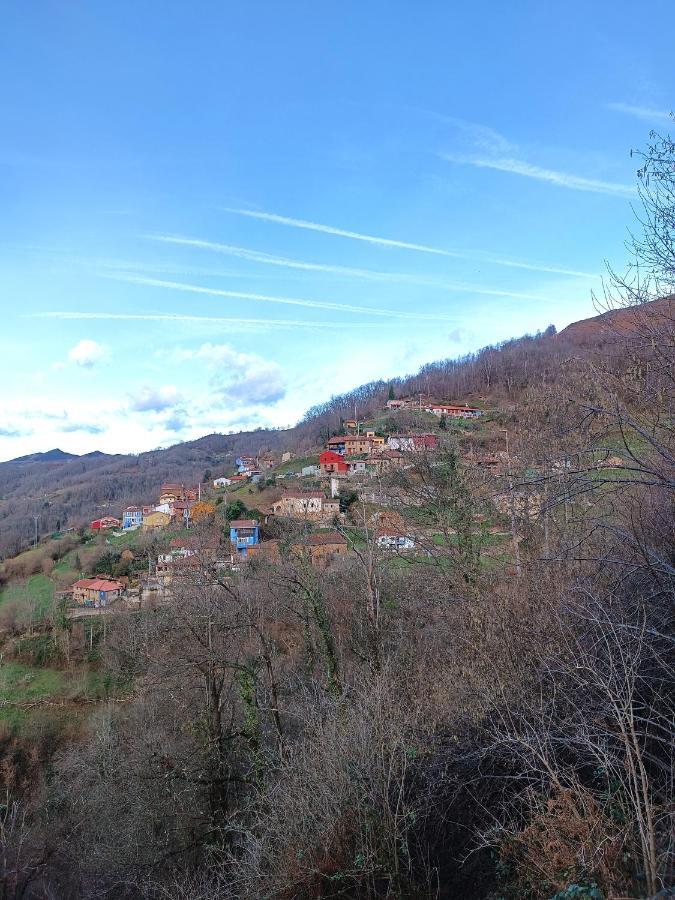 مييريس La Vallicuerra المظهر الخارجي الصورة